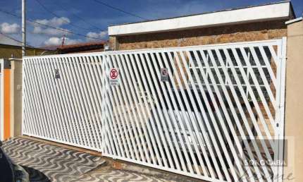 Casa com 4 dormitórios à venda, 166 m² por R$ 550.000,00 - Centro - Votorantim/SP