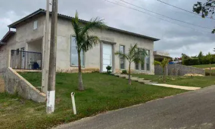 Casa com 3 dormitórios à venda, 327 m² por R$ 900.000,00 - Condomínio Village Serra - Araçoiaba da Serra/SP