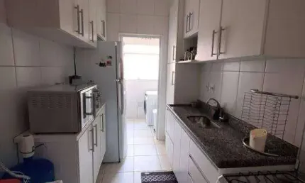 Apartamento com 2 dormitórios à venda, 57 m² por R$ 270.000 - Jardim Guadalajara - Sorocaba/SP