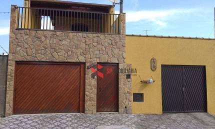 Sobrado com 3 dormitórios à venda, 220 m² por R$ 550.000,00 - Vila Galvão - Caçapava/SP