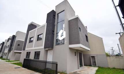 Sobrado novo em condomínio, 03 quartos, 01 suíte e terraço com banheiro!