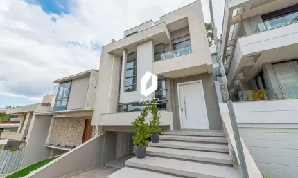 Casa nova em condomínio, com 04 suítes, terraço com churrasqueira e preparação p