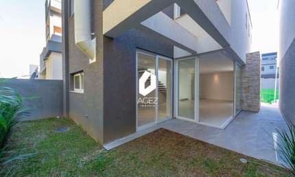 Casa de Condomínio com 3 quartos, sendo 1 suíte, 230 m²
