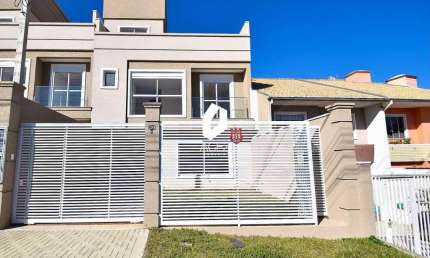 Sobrado novo no Tingui, 146 m2 , 3 quartos sendo 1 suíte. Terraço amplo c/ churr