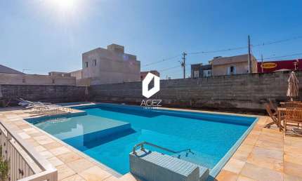 Casa em condomínio a venda com 03 quartos, terraço amplo!