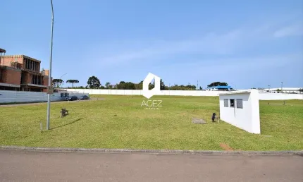 Excelente oportunidade de terreno em condomínio fechado no Xaxim.