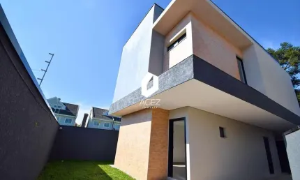 Sobrado novo a venda em condomínio, 03 quartos 01 suíte, quintal e terraço!