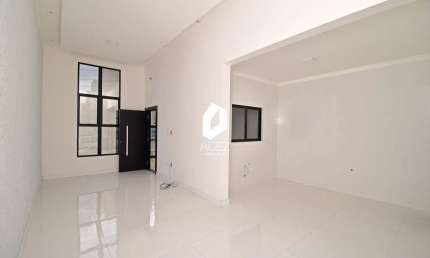 CASA COM 102m², 03 QUARTOS SENDO 01 SUÍTE A VENDA EM SÃO JOSÉ DOS PINHAIS - PR