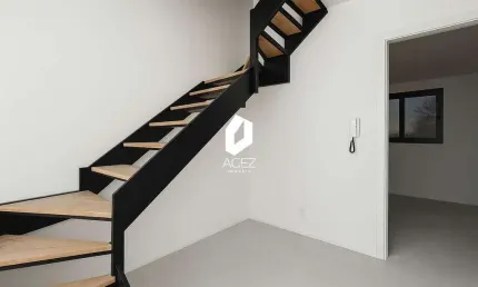 Apartamento - Cobertura a venda com 02 quartos 01 vaga coberta - Agua verde!