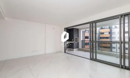 Apartamento a venda de 03 quartos, suíte, 02 vagas de garagem no Água Verde