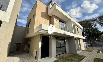 Sobrado novo em condominio de alto padrão com 3 quartos, 1 suíte,  2 vagas de ga