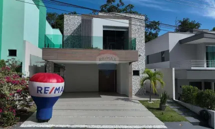 Casa à venda no cond tiradentes, reformada 285m², com 2 suítes e 2 quartos, painel solar, aleixo em manaus