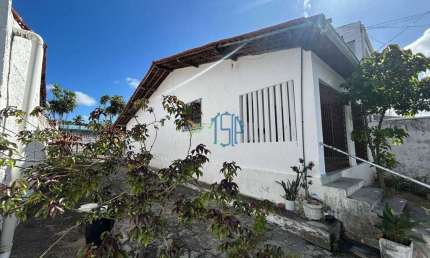 CASA PADRÃO/ CASA COM QUATRO QUARTOS/ CASA EM JOAO PESSOA/ CASA NO CASTELO BRANCO