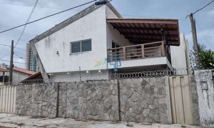 Casa Alto Padrão/Casa a venda em Ponta Negra/ Casa em Natal/