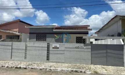 CASA PADRAO/ CASA NO JAGUARIBE/ CASA EM JOAO PESSOA/ CASA COM 4 QUARTOS/ CASA BEIRA MAR