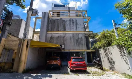 Prédio Comercial à Venda Rua Natingui, Pinheiros/SP