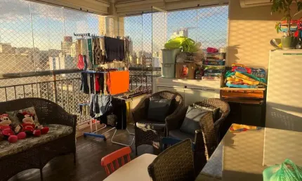 Apartamento com 3 quartos à venda na Rua Jeroaquara, 406, Vila Romana, São Paulo