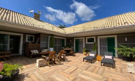 Casa com 3 quartos à venda na Rua Denis Diderot, 08, Aristocrata, São José dos Pinhais