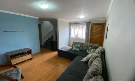 Casa com 2 pavimentos 4 quartos à venda no Bairro Cajuru - Curitiba