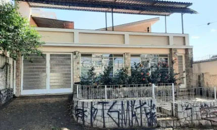 Casa com 3 quartos à venda na rua padre camargo lacerda, 266, vila rossi borghi e siqueira, campinas, 213 m2 por r$ 700.000