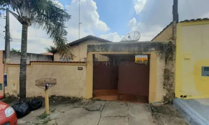 Casa com 3 quartos à venda na Rua Aracaju, 58, Vila Perseu Leite de Barros, Campinas, 132 m2 por R$ 380.000