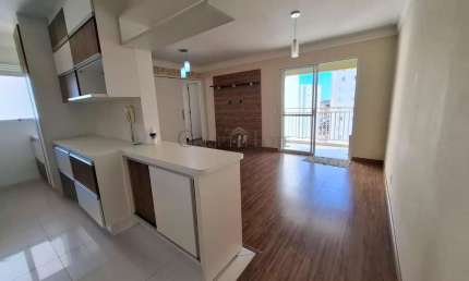 Apartamento com 3 quartos para alugar na Avenida Nélsia Vannucci, 105, Loteamento Chácara Prado, Campinas, 76 m2 por R$ 3.200