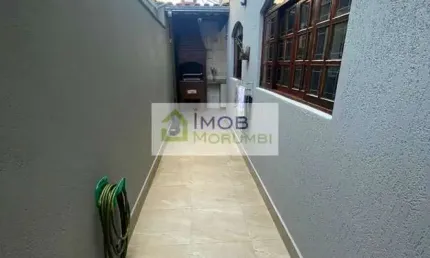 Casa a venda 3 Dormitórios, 1 Suíte, 2 Vagas - próximo ao Shopping Taboão