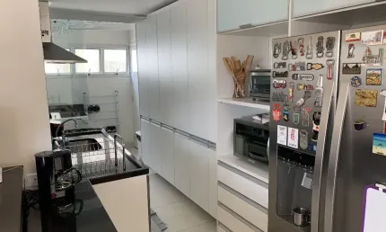 Apto decorado, porteira fechada no melhor local do jardim guedala