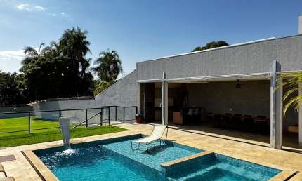 Casa 3 quartos com piscina para locação de temporadas em Caldas Novas