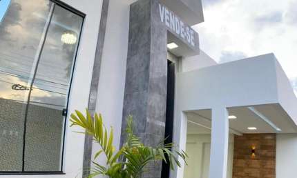 Casa dos Sonhos em Caldas Novas: 3 Suítes, Lazer Completo e Localização Privilegiada