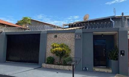 Casa à venda no Caldas D’Oeste – Conforto, praticidade e excelente localização em Caldas Novas!