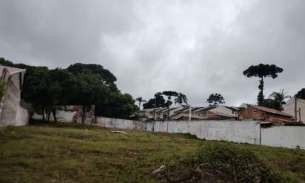 Terreno ZR-2 área de  2.071,47m² no bairro do Uberaba