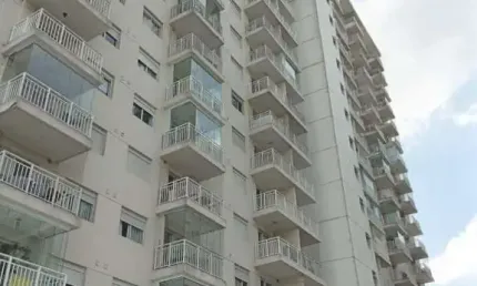 Apartamento em Jardim Santa Teresinha  -  São Paulo