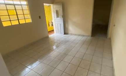 Casa com 1 quarto para alugar na Avenida Doutor Pereira Vergueiro, Vila Nhocune, São Paulo
