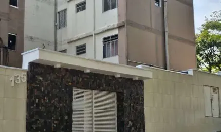 Apartamento em Conjunto Residencial José Bonifácio  -  São Paulo