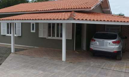 Casa Padrão para Venda em Rio Vermelho Florianópolis-SC