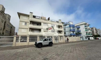 Apartamento 2 dormitórios  mobiliado  380 metros do mar!