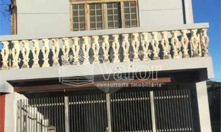 Casa Sobrado com piso cerâmico, com 3 dormitórios no Jardim Ricetti