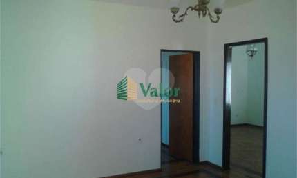 Casa com 3 quartos à venda na Rua Elias Zainun, 15, Vila Monte Carlo, São Carlos