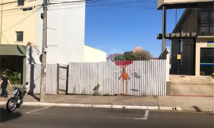 Terreno à venda na Avenida São Carlos, 2219, Centro, São Carlos