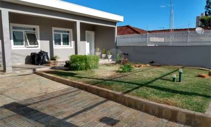 Casa com 4 quartos à venda na Rua Rafael de Abreu Sampaio Vidal, 948, Centro, São Carlos