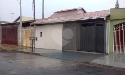 Casa com 2 quartos à venda na Rua Chile, 80, Vila Brasília, São Carlos