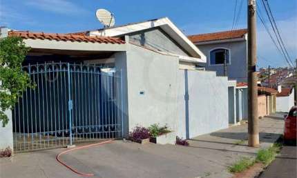 Terreno com dois imóveis no Residencial Portal do Sol