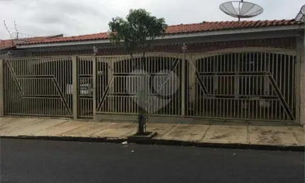 Casa com 3 quartos à venda na Rua Bahia, 193, Jardim Cruzeiro do Sul, São Carlos