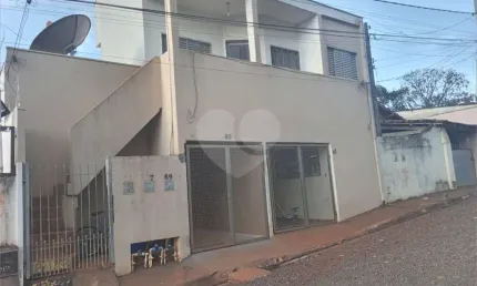 Imóvel para venda sendo 03 casas independentes na vila celina.