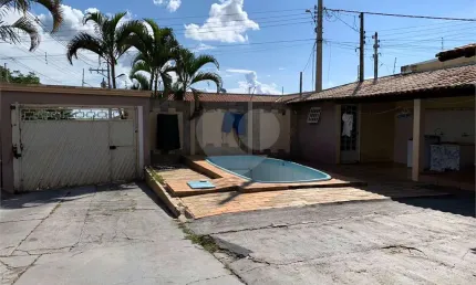 Casa com 3 quartos à venda na Horacio Petrilli Filho, 171, Centro, Ibaté