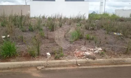 Lote no jardim do bosque, aceita financiamento ou aquisição de terreno e construção .