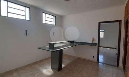 Casa com 3 quartos à venda na Rua Erasmo Lopes Ozores, 185, Residencial Itamarati, São Carlos