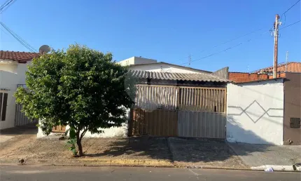 Terreno à venda na Rua Francisco Gentil de Guzzi, 230, Parque Santa Felícia Jardim, São Carlos