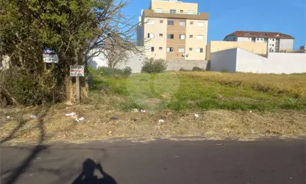 Terreno à venda na Rua Bolívia, 120, Vila Brasília, São Carlos